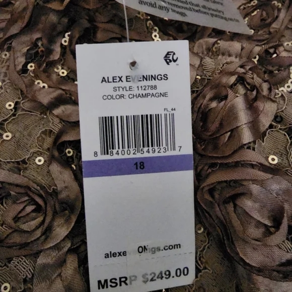 Alex Evenings Rosetta Gown Size 18 NWT - Picture 5 of 5